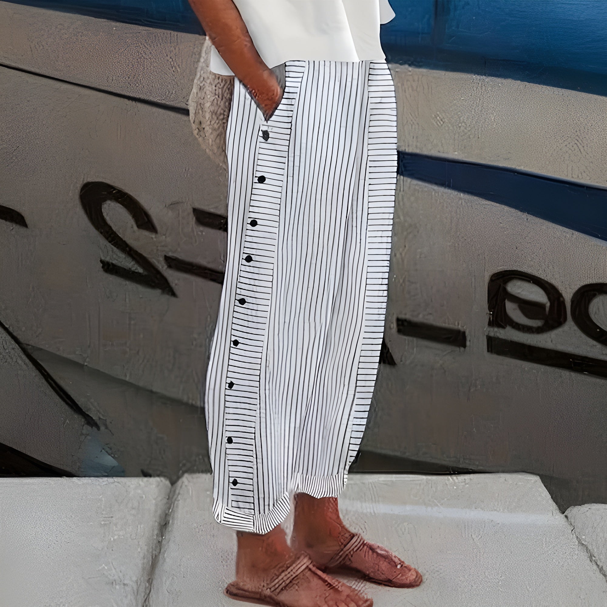 DAGNY | Pantalón con rayas elegantes