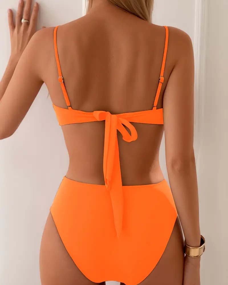 CARLA | Bikini de dos piezas con detalles dorados