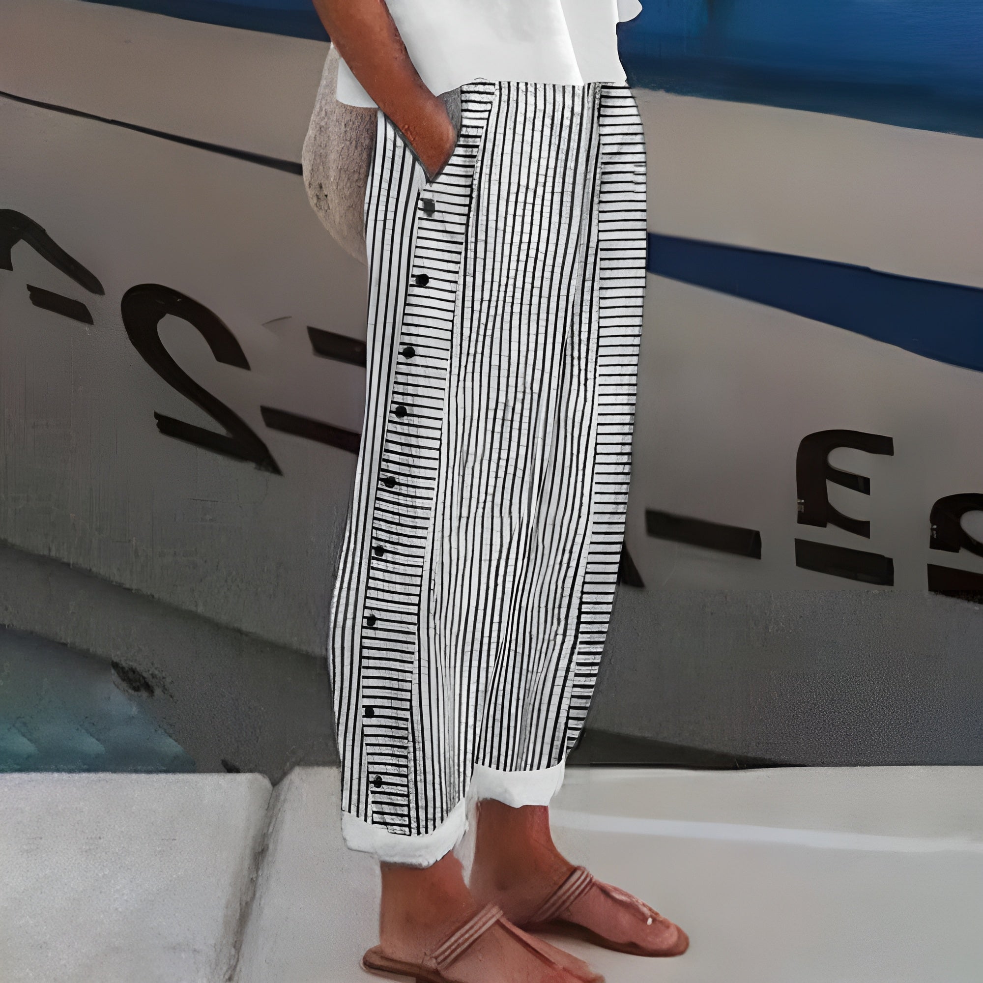 DAGNY | Pantalón con rayas elegantes