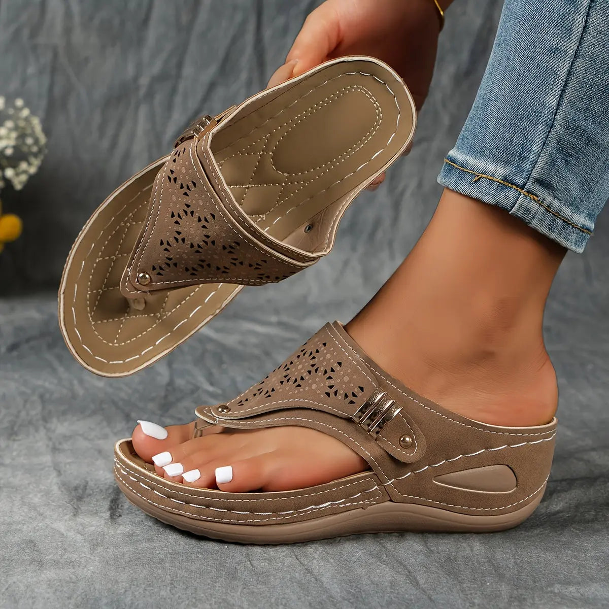 ELENA | Sandalias con tacón medio